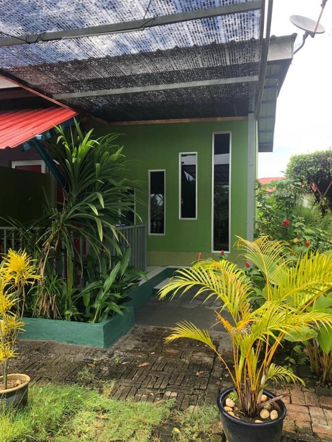 פנתאי צנאנג Wan'S Roomstay Langkawi מראה חיצוני תמונה